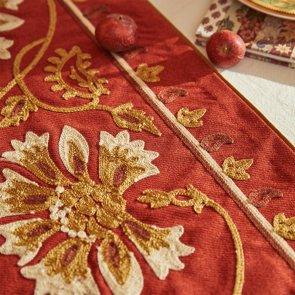 Nabis Red Porcelain Flower Custom Table Runner