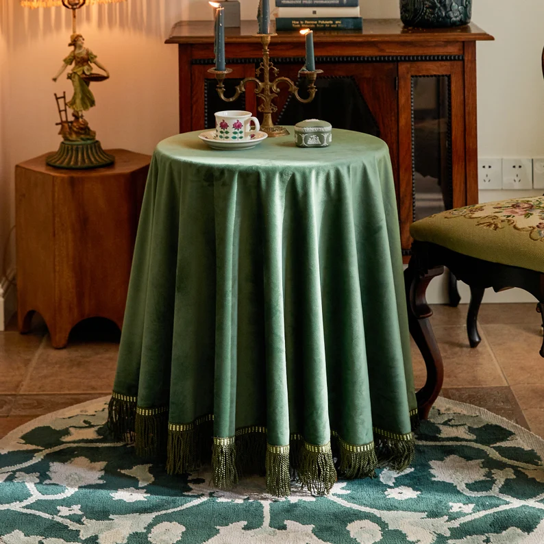 Verde Minimalist Christmas Solid Green Velvet Tablecloth