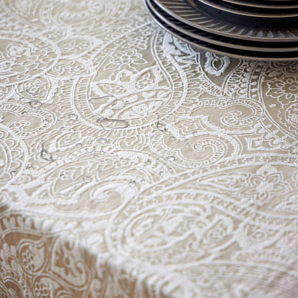 Regina Minimalist Jacquard Beige Tablecloth