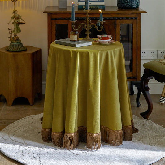 Luxe Yellow Green Minimalist Solid Christmas Tablecloth